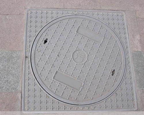  道路覆蓋設施——復合井蓋